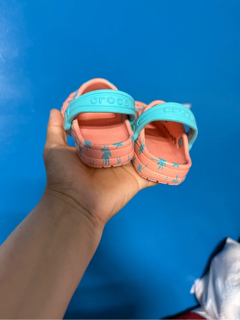 Baby girl  Coral Pink Palm-Print Clog with Teal Strap Sz 6